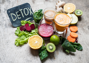 Os melhores sucos detox para perder a barriga